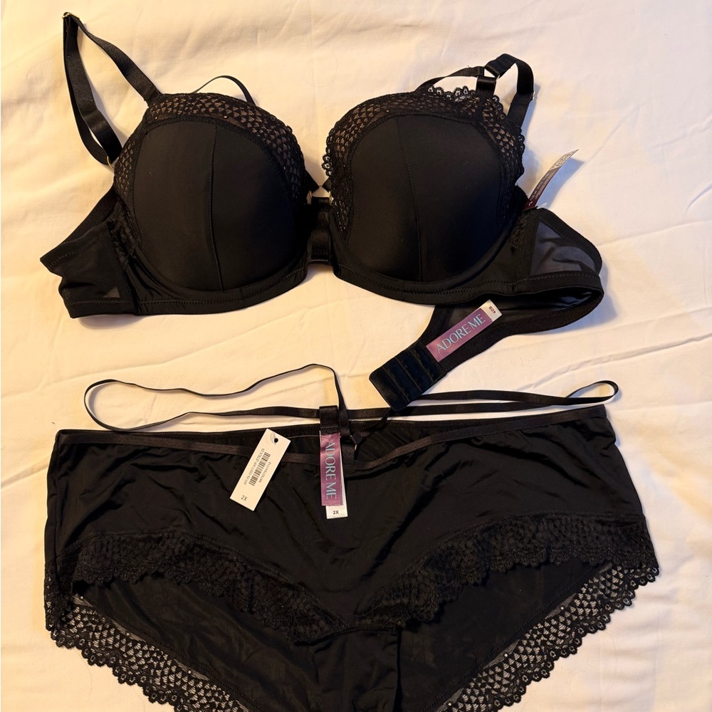 Adore Me Contour Plus Elegant Black Lace Bra Set